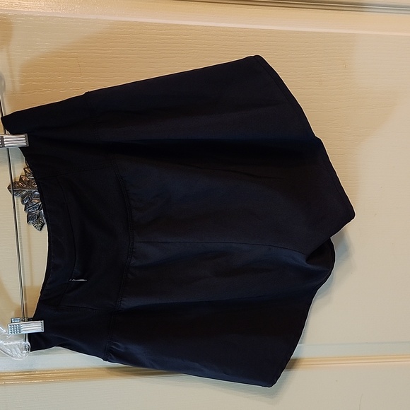 ZENANA OUTFITTERS ATHLETIC SHORTS - Picture 4 of 4